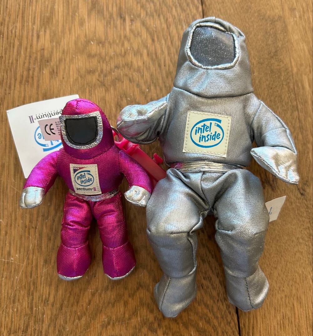 Vintage 1997 Intel Bunny People Astronaut Plush Silver & Hot Pink Key Chain